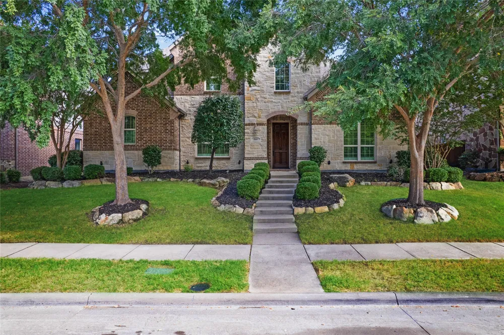 860 Bear Crossing Drive Allen, TX 75013