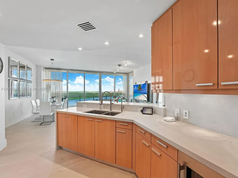 10295 Collins Ave #2306 Bal Harbour, FL 33154