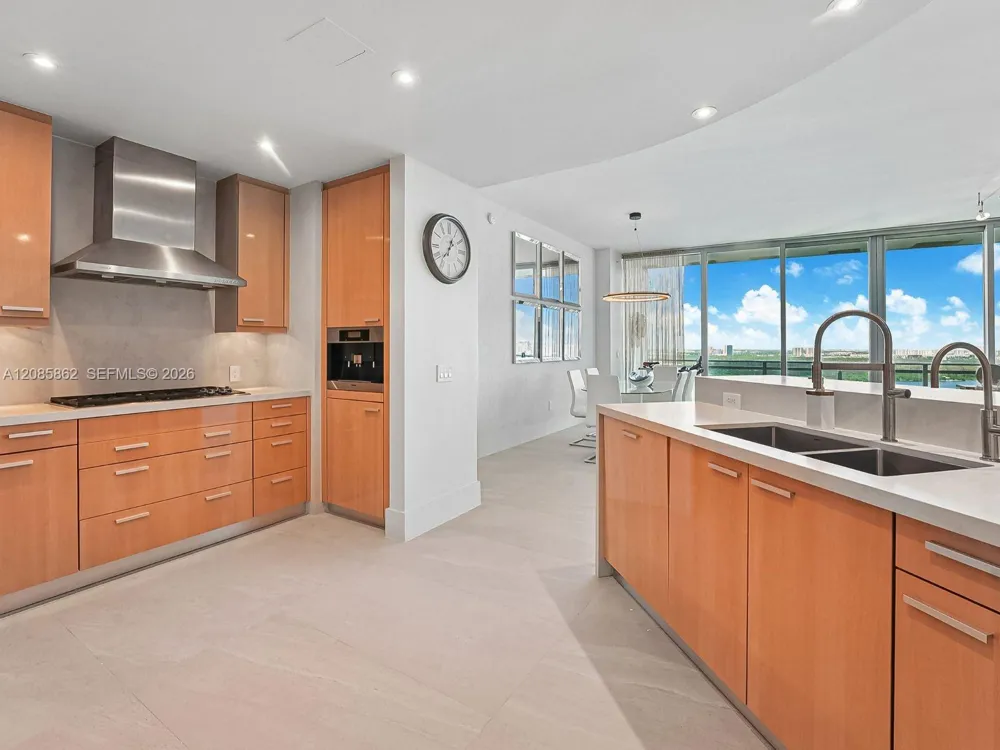 10295 Collins Ave #2306 Bal Harbour, FL 33154