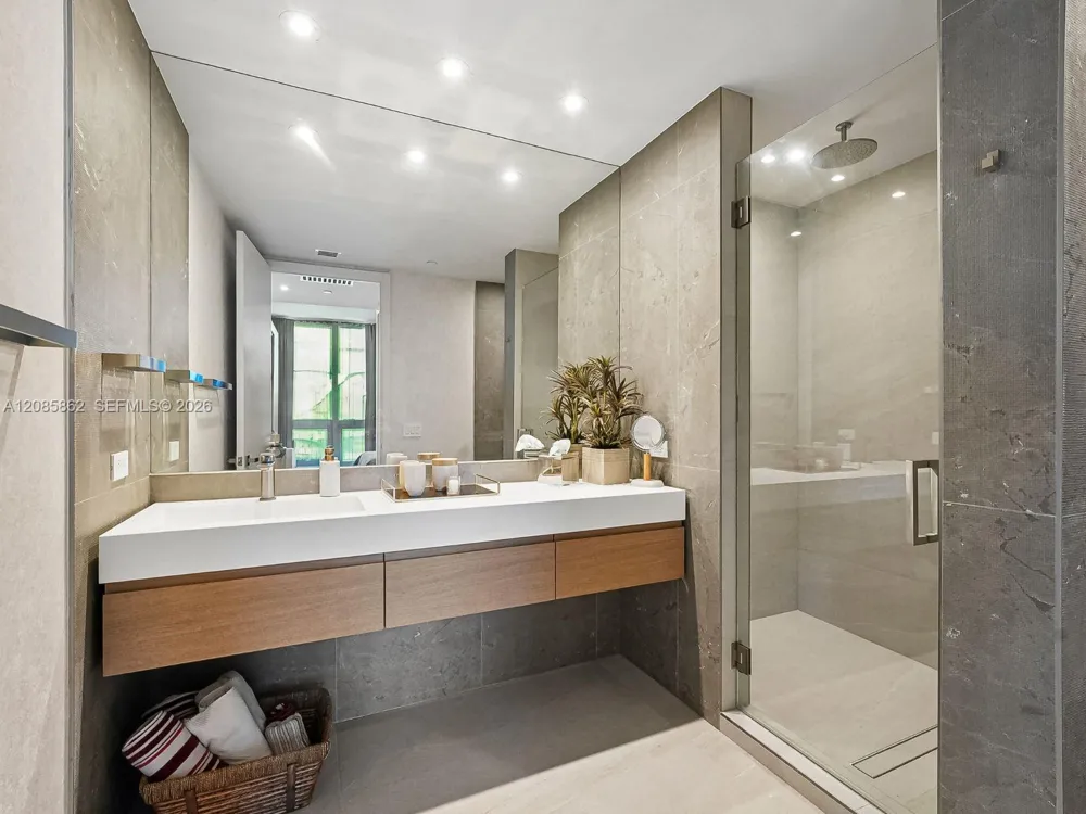 10295 Collins Ave #2306 Bal Harbour, FL 33154