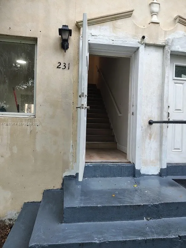 231 NW 83rd St #231 Miami, FL 33150