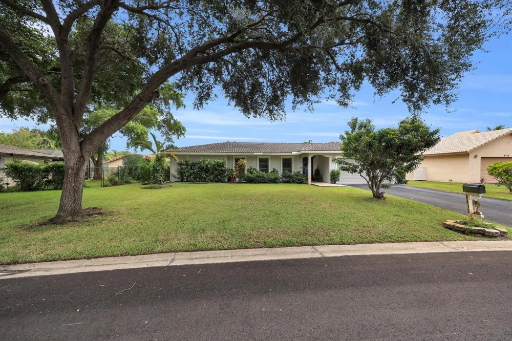 8412 NW 26TH DRIVE Coral Springs, FL 33065