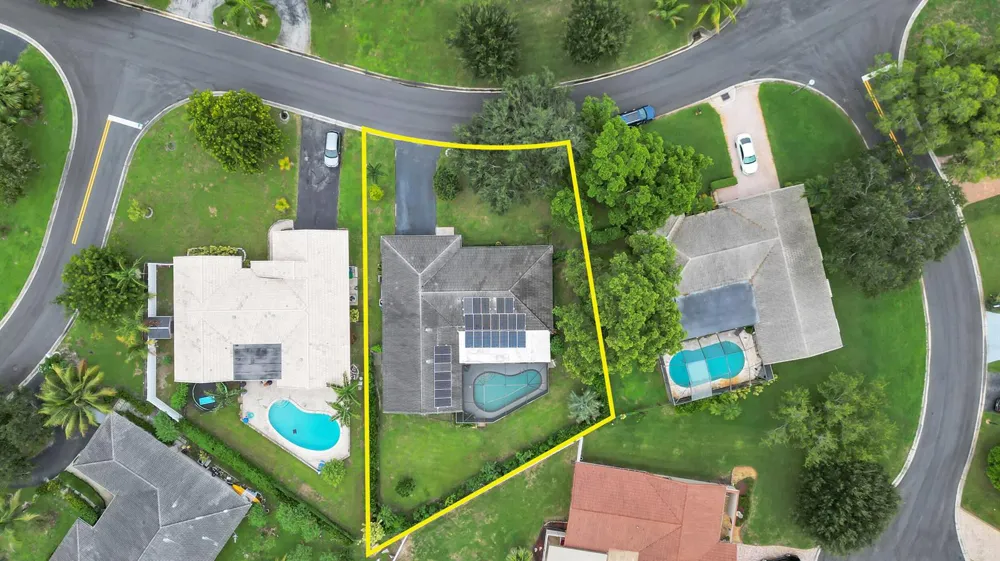 8412 NW 26TH DRIVE Coral Springs, FL 33065