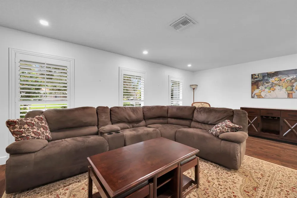 8412 NW 26TH DRIVE Coral Springs, FL 33065