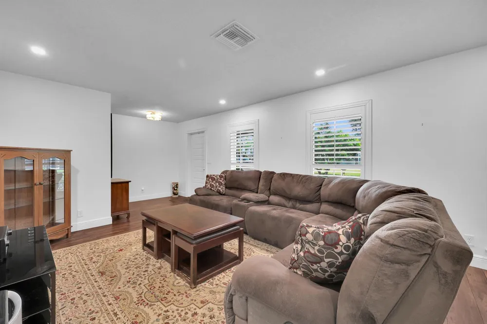 8412 NW 26TH DRIVE Coral Springs, FL 33065