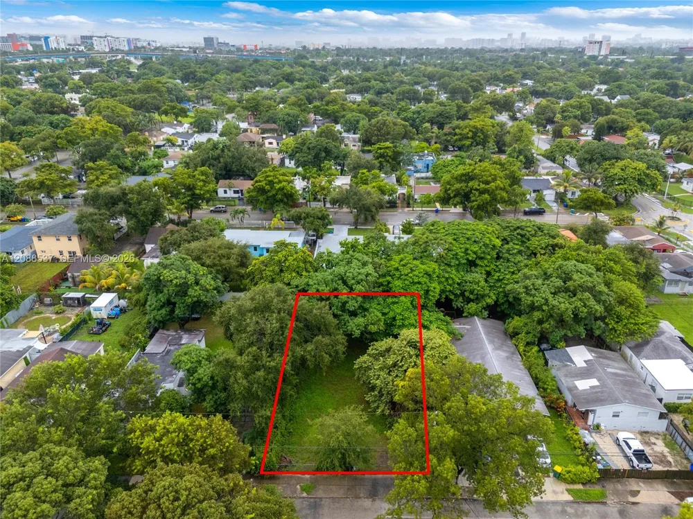 920 NW 51st St Miami, FL 33127