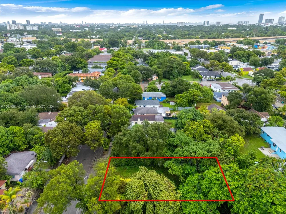 920 NW 51st St Miami, FL 33127