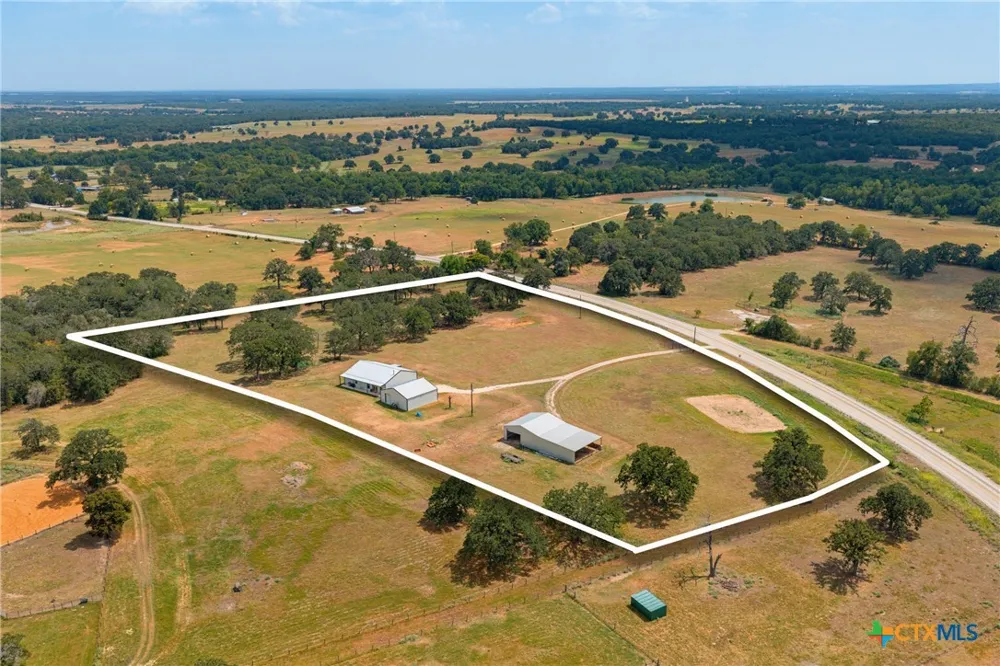 16905 Fm 112 Thrall, TX 76578