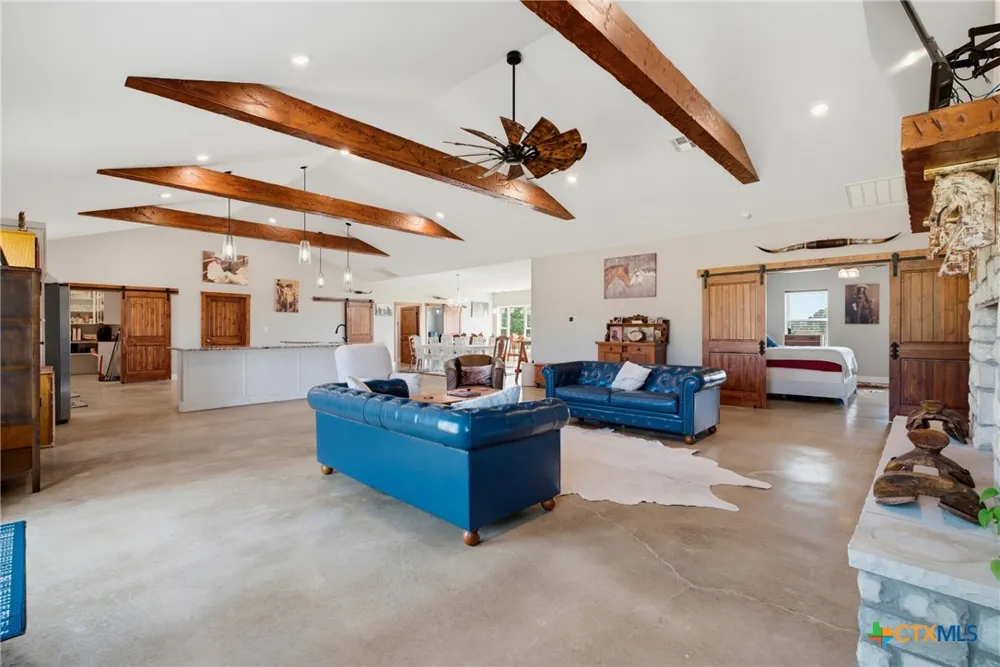 16905 Fm 112 Thrall, TX 76578
