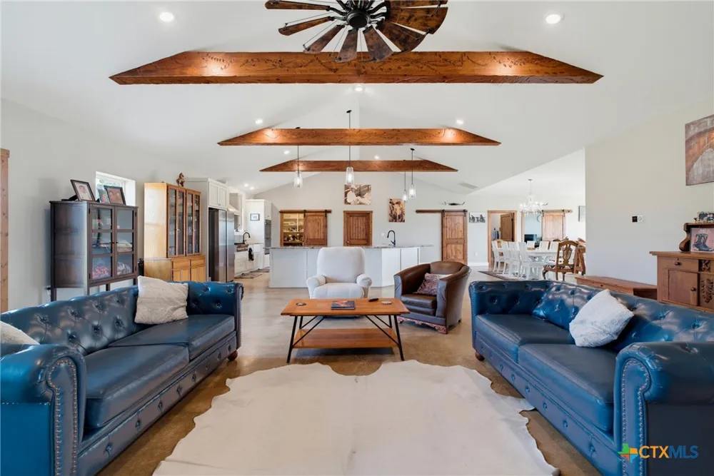 16905 Fm 112 Thrall, TX 76578