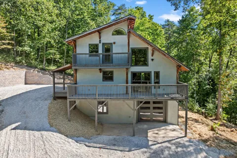 3261 Butterfly Hollow Rd