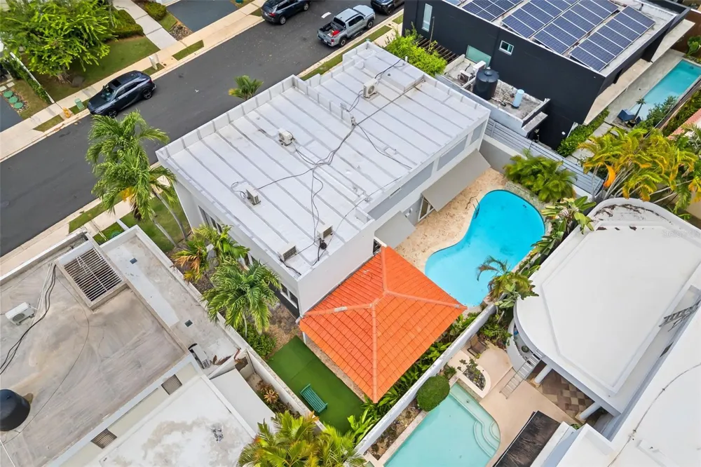 N-19 LOS GAVILANES Guaynabo, PR 00969