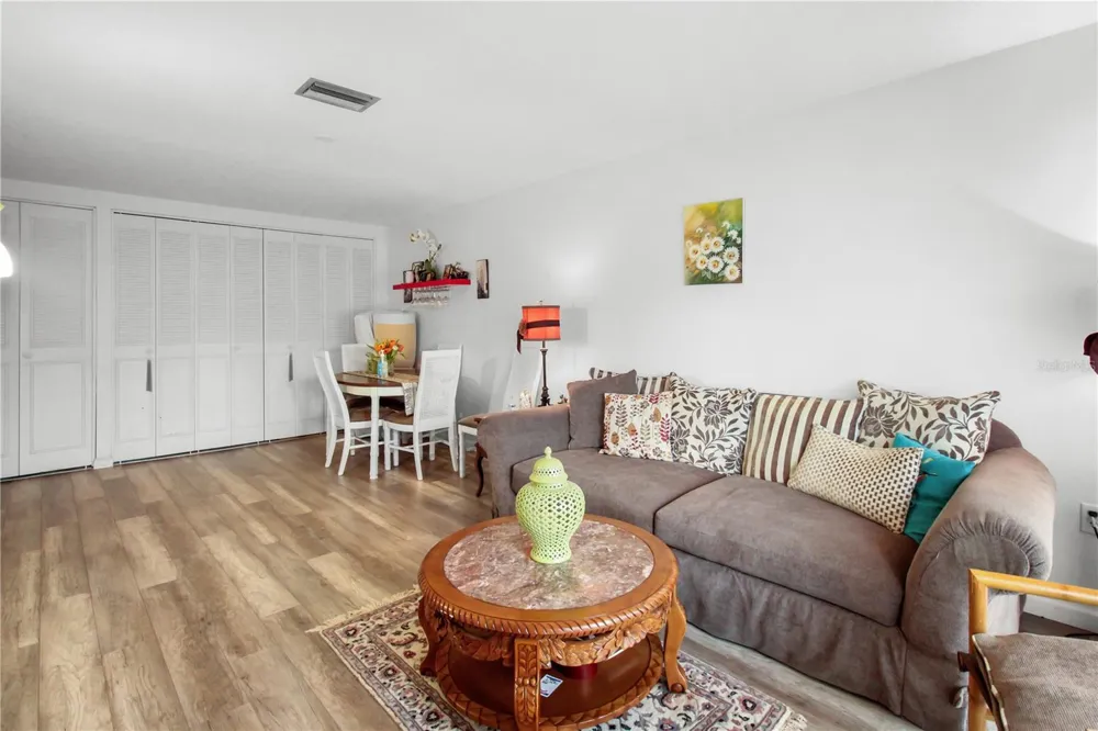 2700 BAYSHORE BOULEVARD #2308 Dunedin, FL 34698
