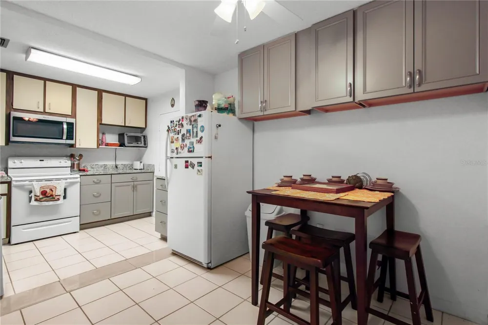 2700 BAYSHORE BOULEVARD #2308 Dunedin, FL 34698