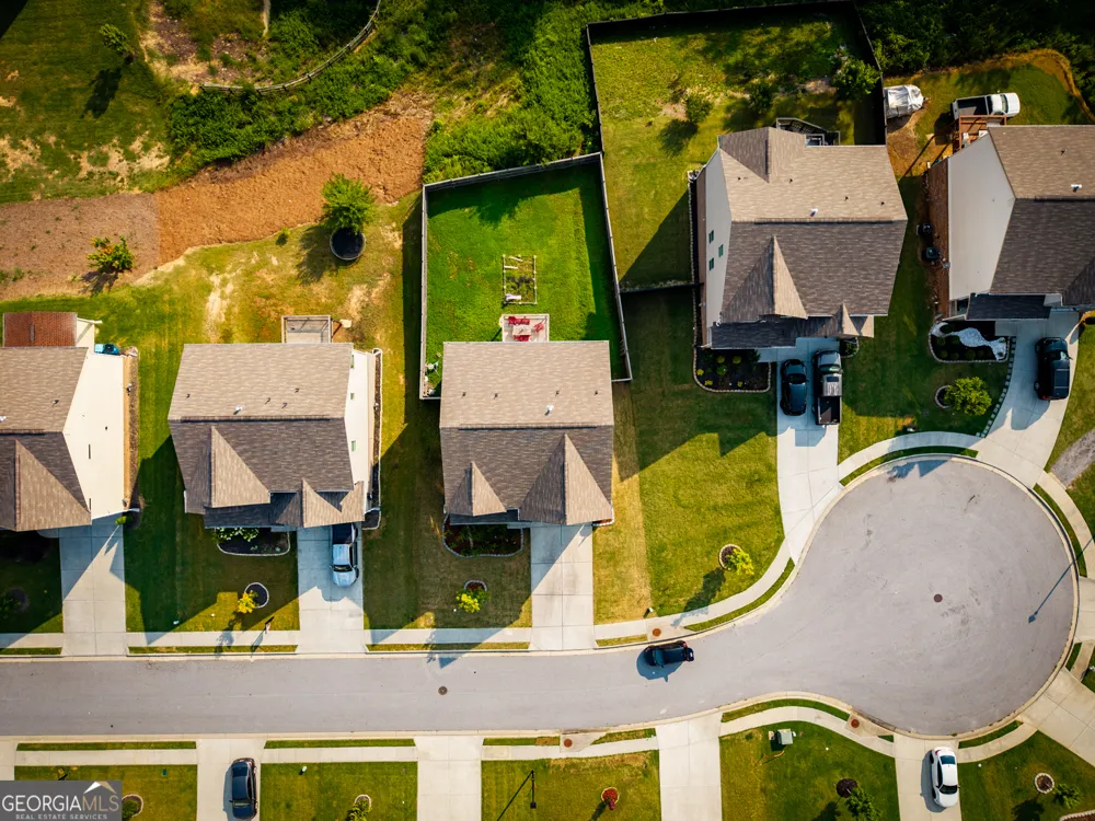 31 Hinton Farm WAY Dacula, GA 30019