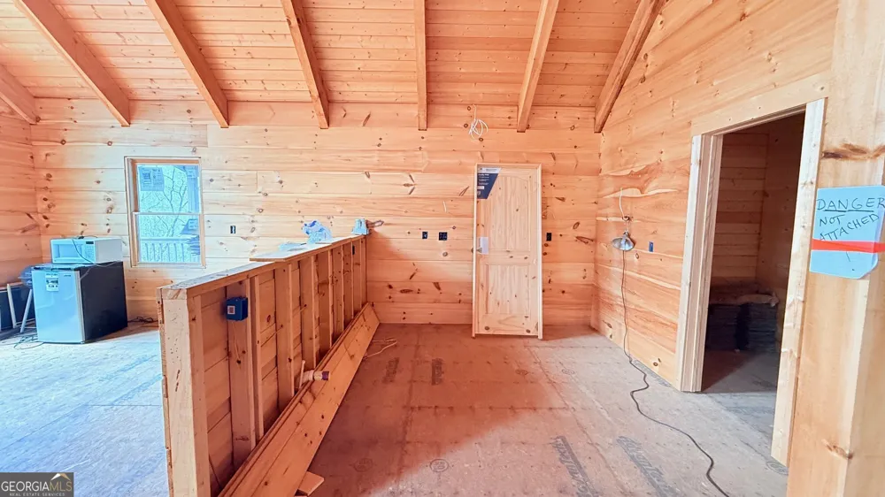 8072 Doublehead Gap RD Blue Ridge, GA 30513