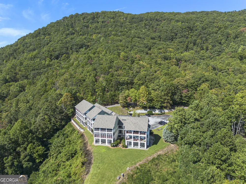 300 Banister DR Clayton, GA 30525