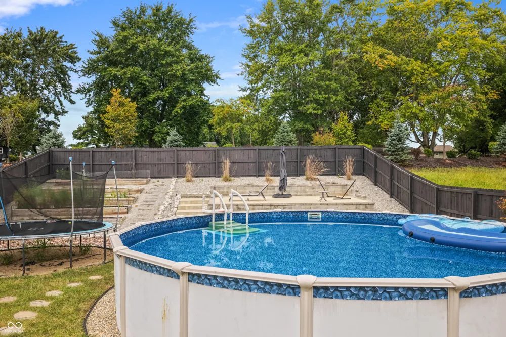 4398 Ashworth Lane Columbus, IN 47201