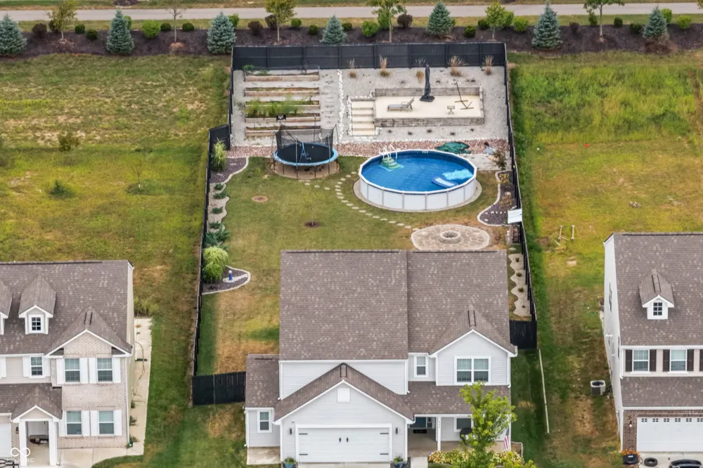 4398 Ashworth Lane Columbus, IN 47201