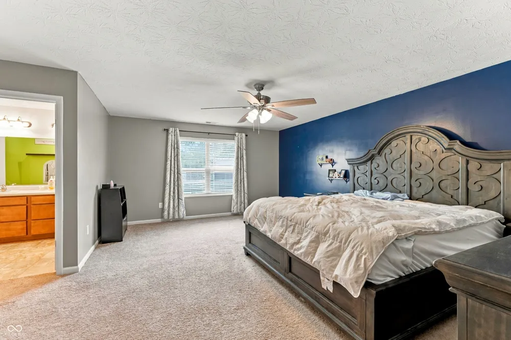4398 Ashworth Lane Columbus, IN 47201