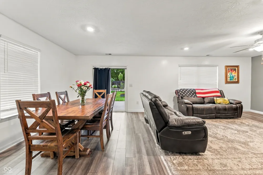 4398 Ashworth Lane Columbus, IN 47201
