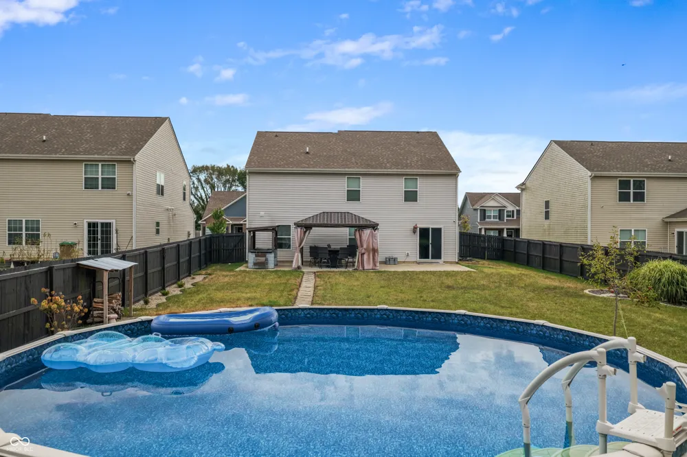 4398 Ashworth Lane Columbus, IN 47201