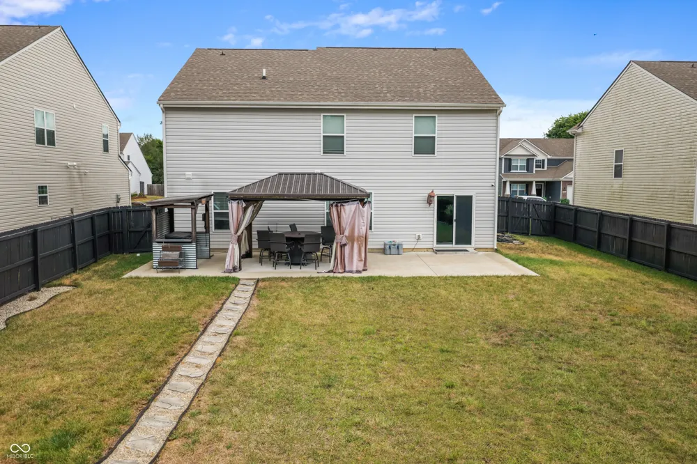 4398 Ashworth Lane Columbus, IN 47201