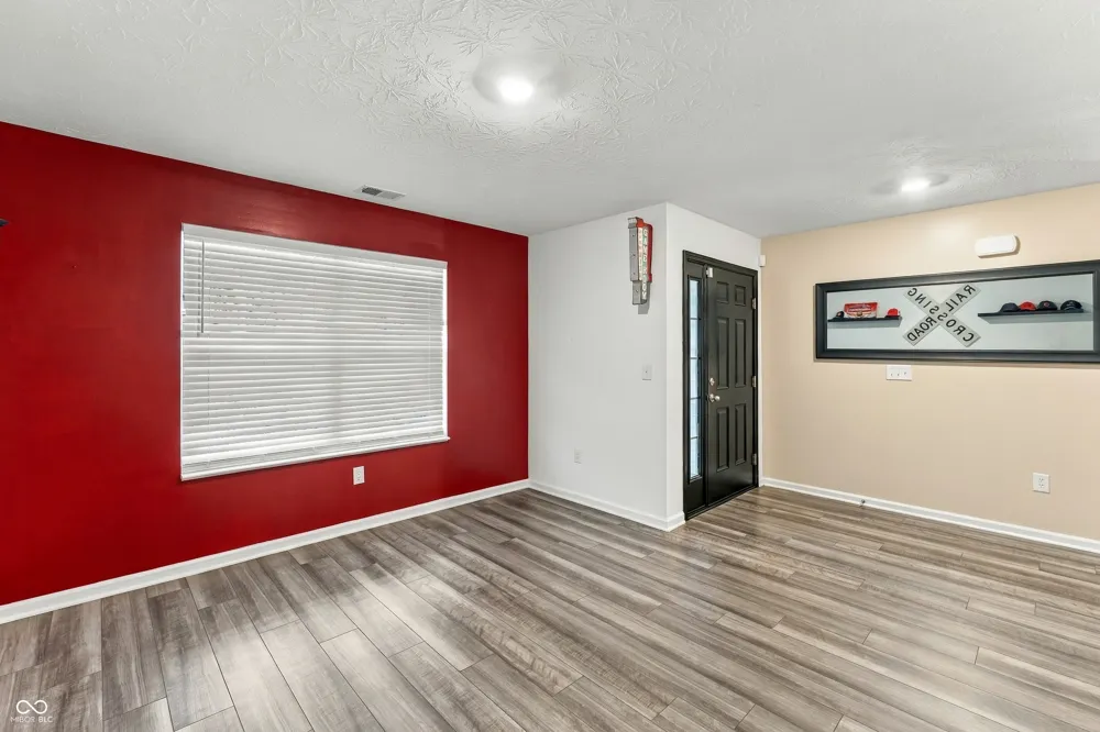 4398 Ashworth Lane Columbus, IN 47201