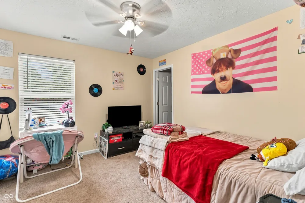 4398 Ashworth Lane Columbus, IN 47201