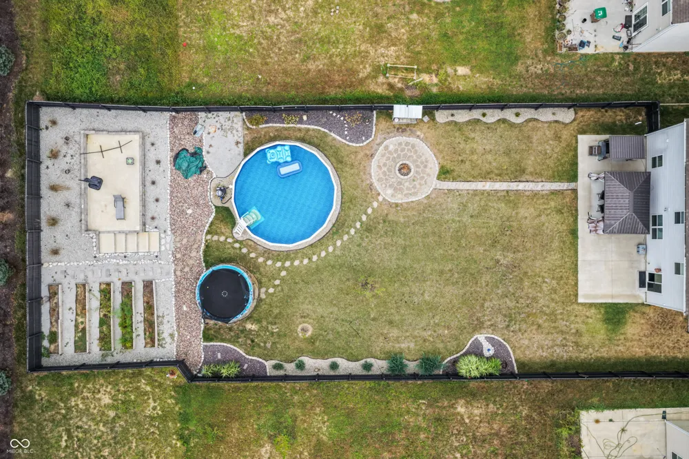4398 Ashworth Lane Columbus, IN 47201