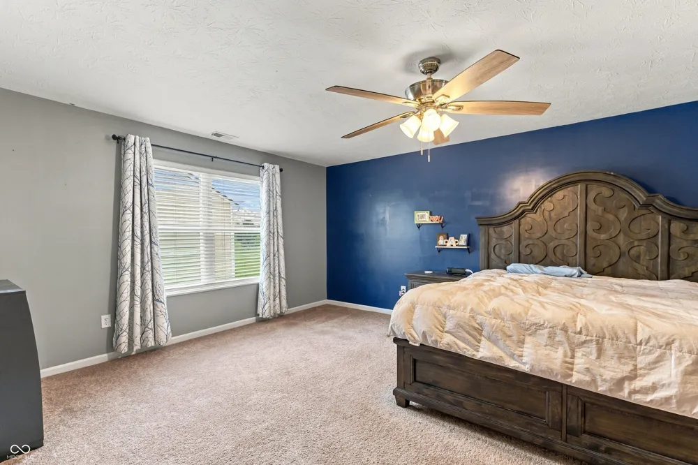 4398 Ashworth Lane Columbus, IN 47201