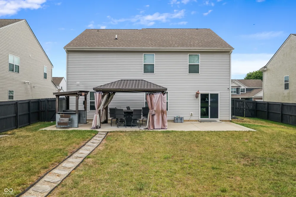 4398 Ashworth Lane Columbus, IN 47201