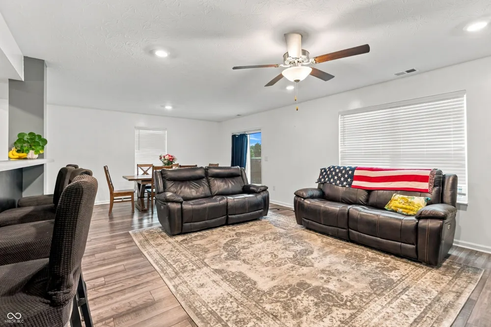 4398 Ashworth Lane Columbus, IN 47201