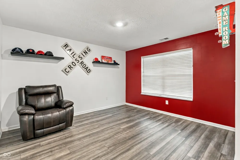 4398 Ashworth Lane Columbus, IN 47201