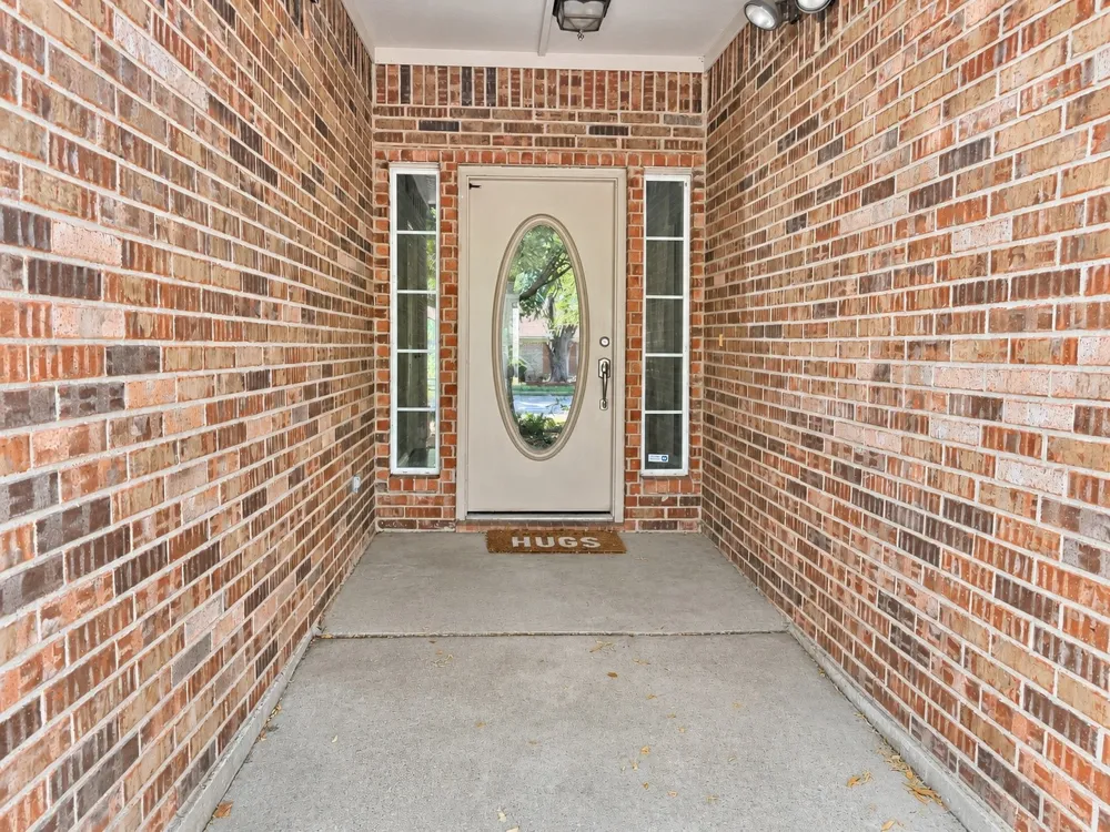 6549 Blue Grass Drive Watauga, TX 76148