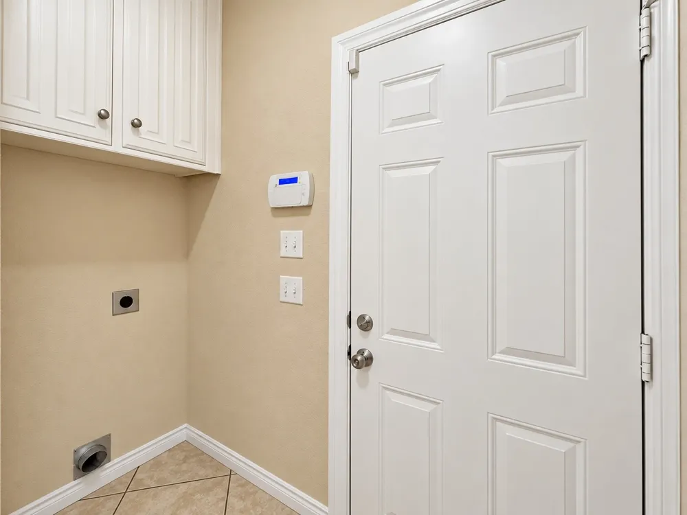 6549 Blue Grass Drive Watauga, TX 76148