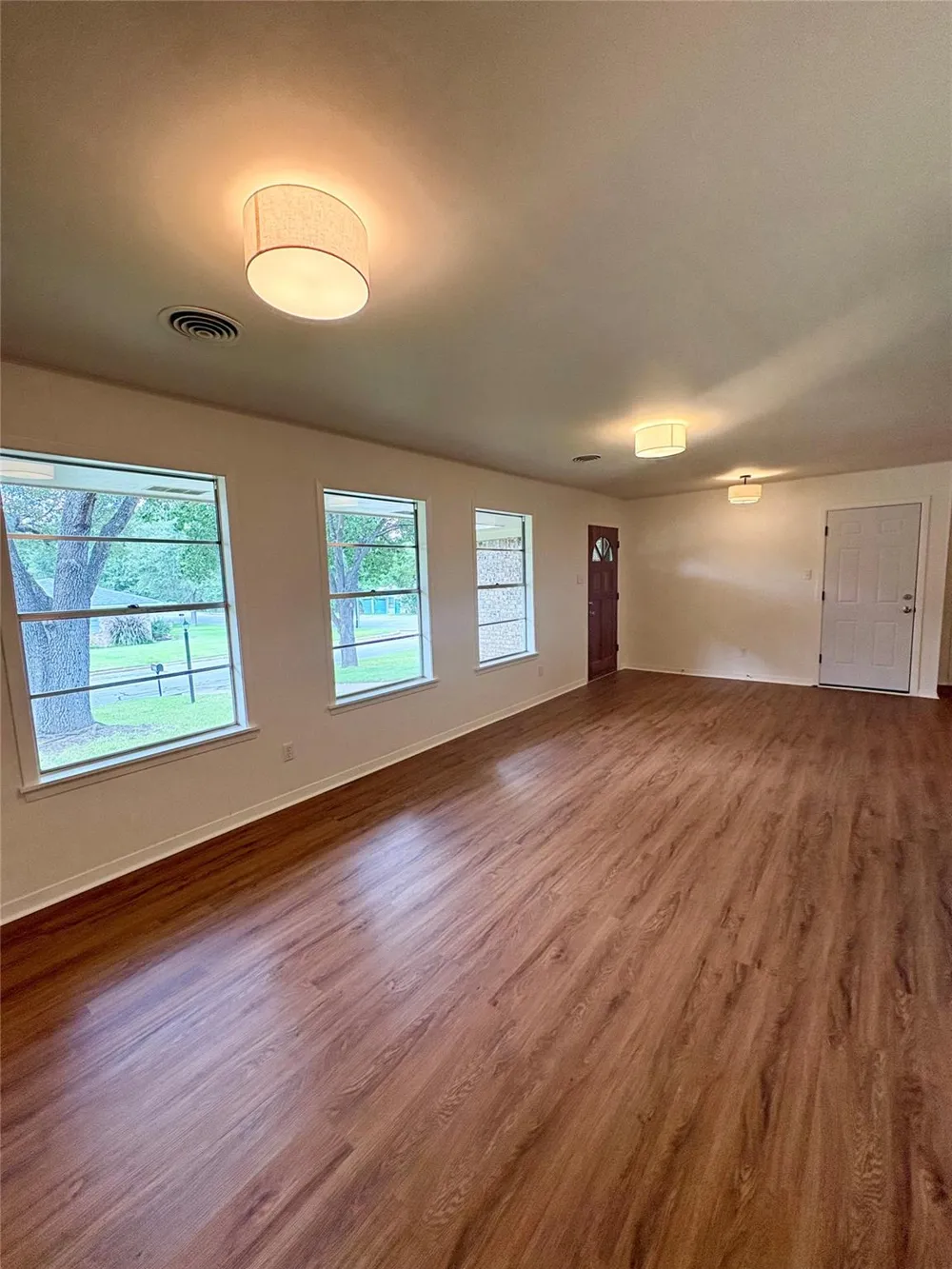 1801 Beazley Street Brenham, TX 77833