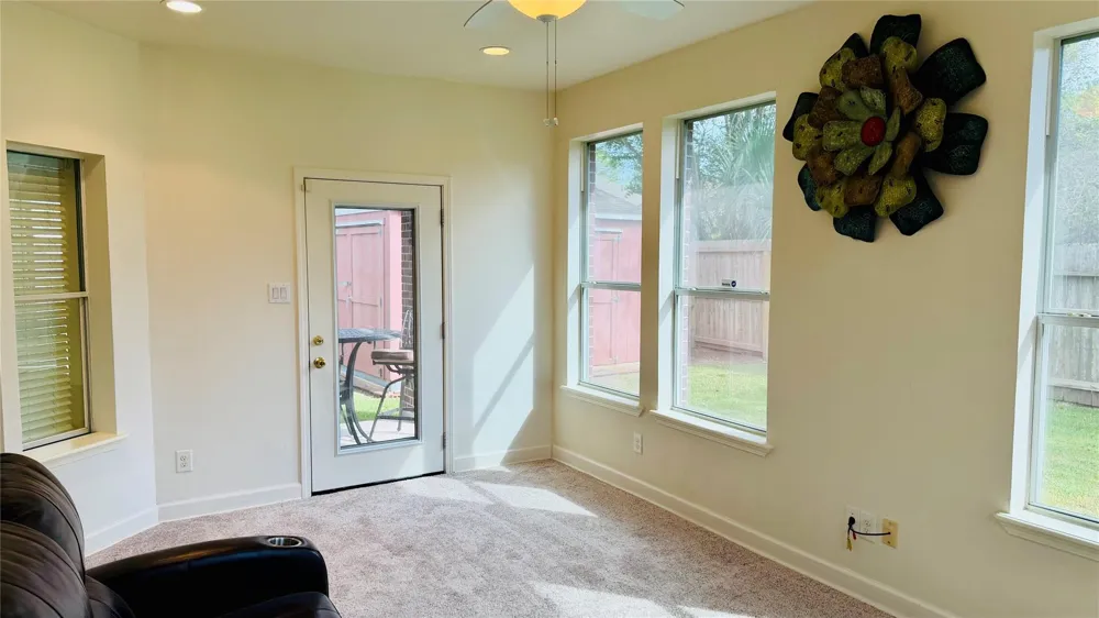 3906 Southsand Drive Pearland, TX 77584