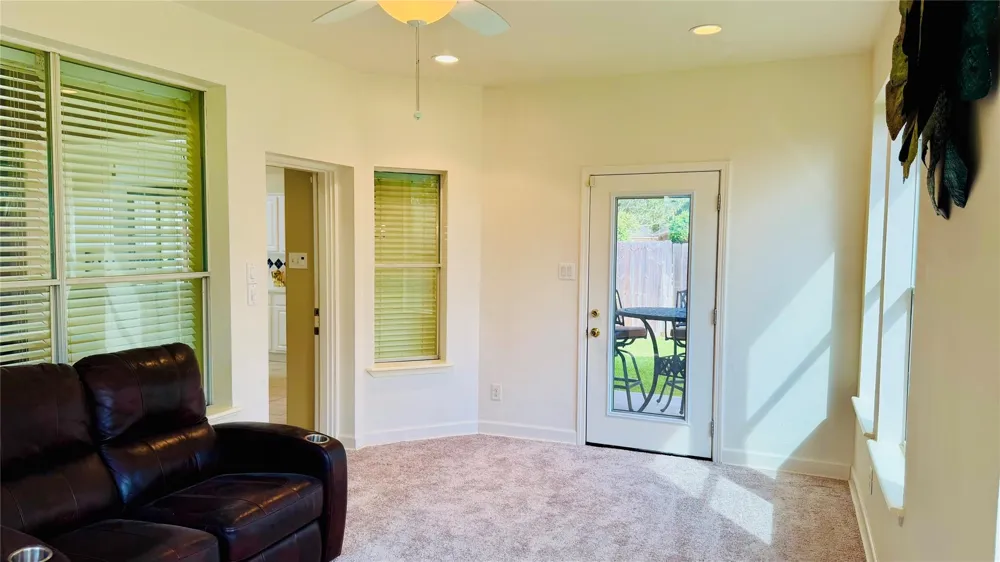 3906 Southsand Drive Pearland, TX 77584