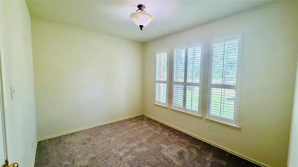 3906 Southsand Drive Pearland, TX 77584