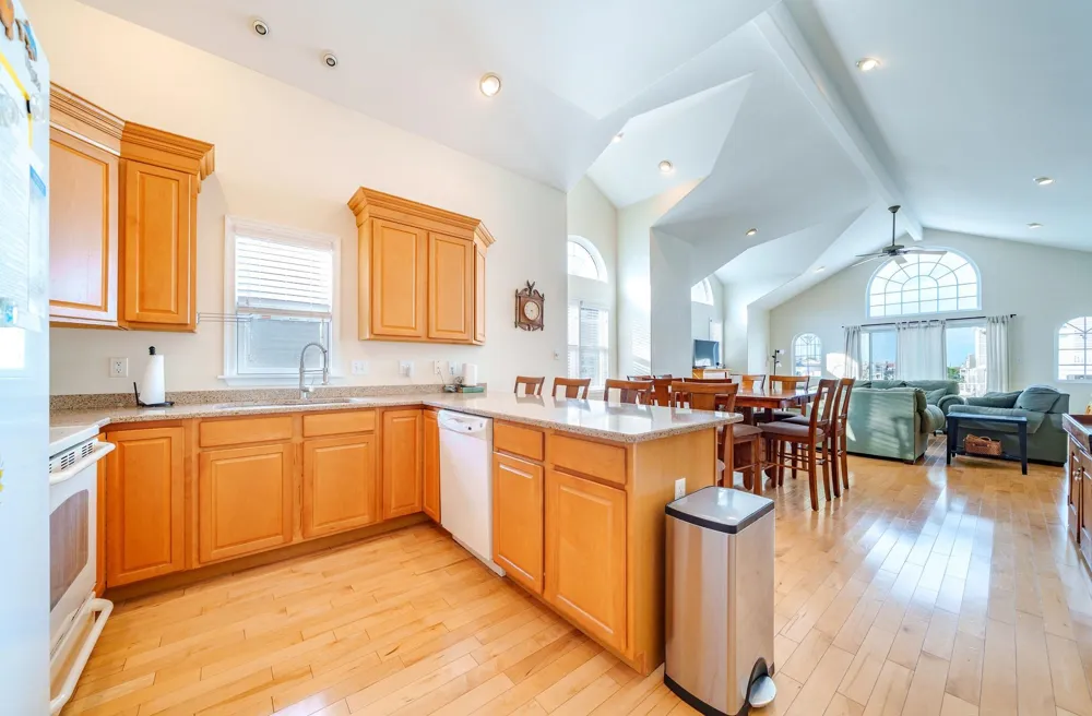 140 84th Street Sea Isle City, NJ 08243