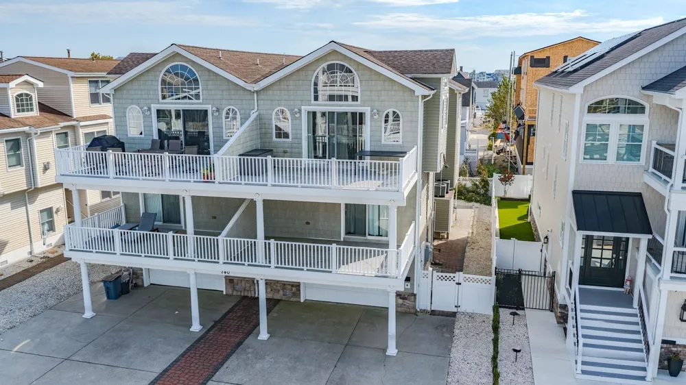 140 84th Street Sea Isle City, NJ 08243