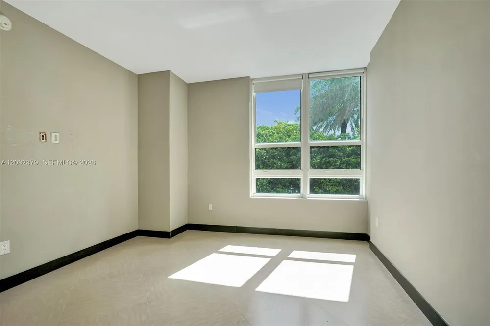 951 Brickell Ave #1106 Miami, FL 33131