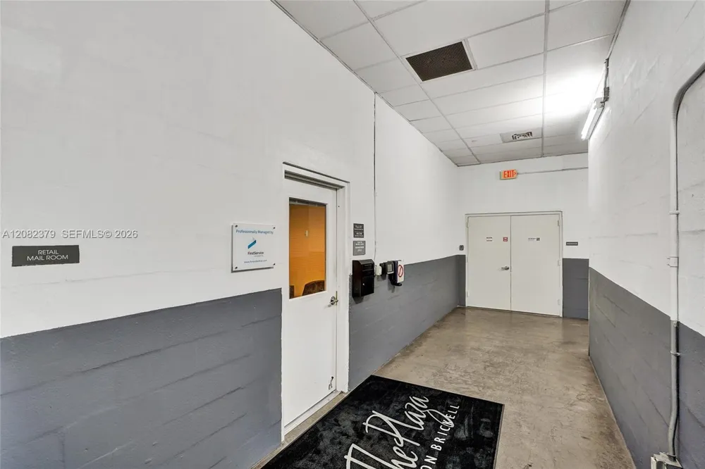 951 Brickell Ave #1106 Miami, FL 33131