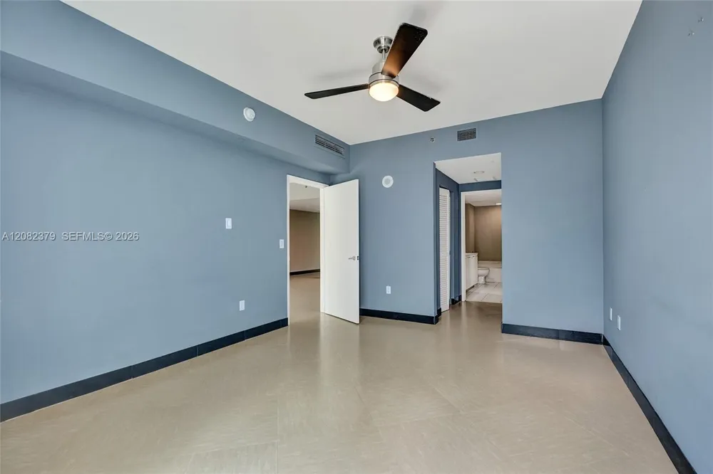 951 Brickell Ave #1106 Miami, FL 33131