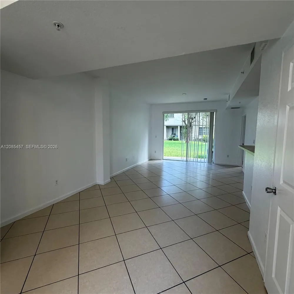 1965 Freeport Ln #1965 Riviera Beach, FL 33404