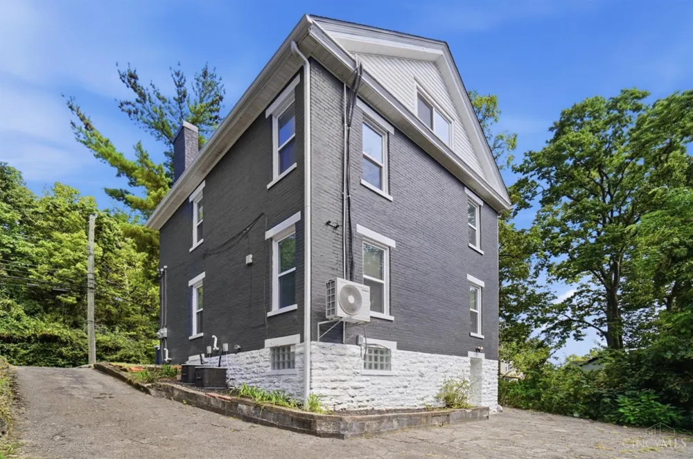 2361 Highland Avenue Norwood, OH 45212