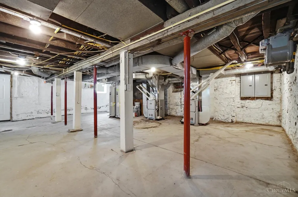 2361 Highland Avenue Norwood, OH 45212
