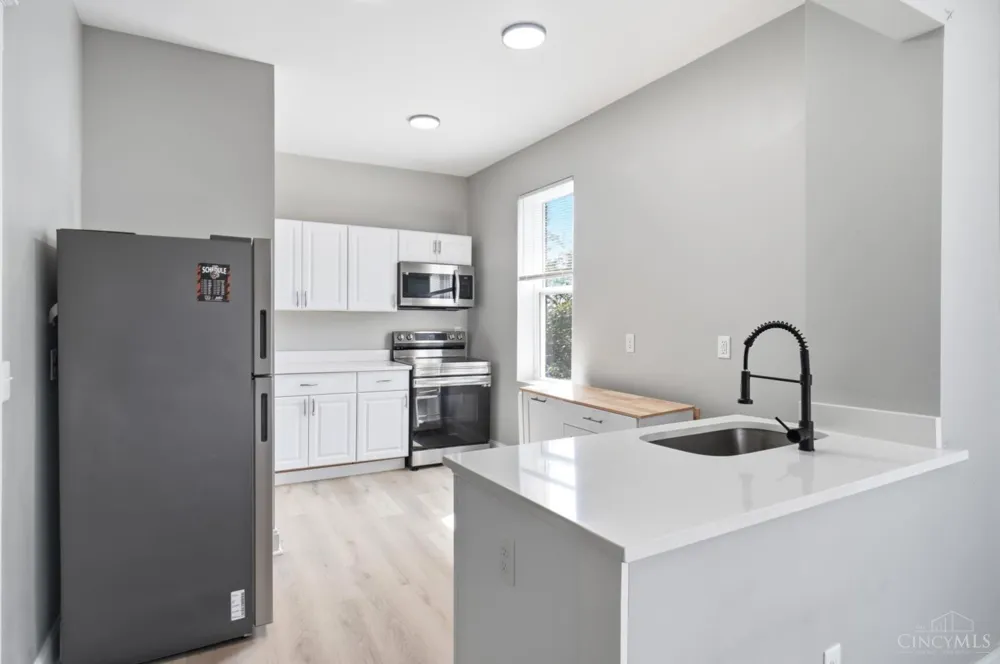 2361 Highland Avenue Norwood, OH 45212
