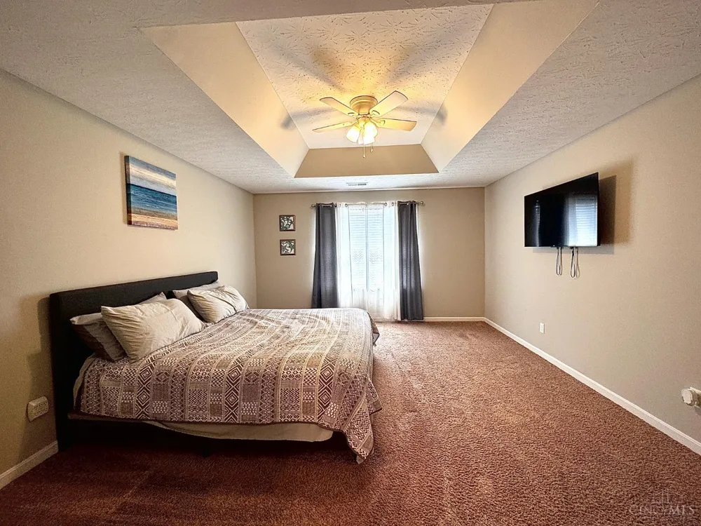1021 Golden Oak Drive Hamilton, OH 45013